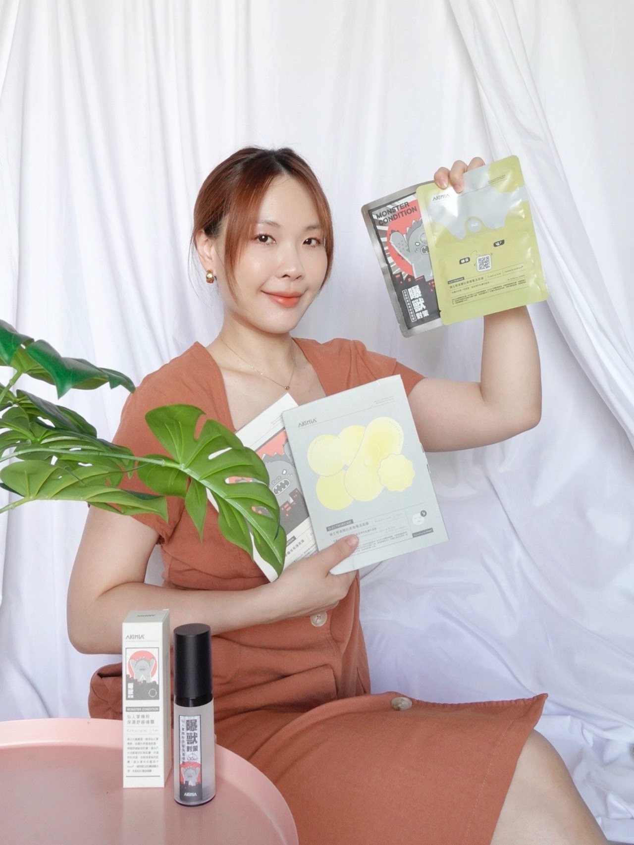 （已結團）Akimia 微電流面膜紅什麼？台灣新創公司超強黑科技，敷1片會發電的面膜，等於做了1次專業美容導入！保養成份穿透膚表注入肌底（12/22關團）。