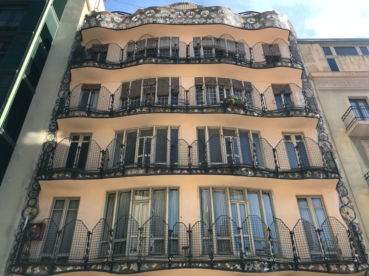 巴特婁之家根本人間海底世界！2022 巴賽隆納高第建築 Casa Batlló 從3D變10D？是大孩子們的遊樂園吧（含最新票價資訊）