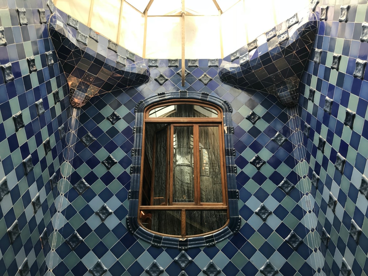 巴特婁之家根本人間海底世界！2022 巴賽隆納高第建築 Casa Batlló 從3D變10D？是大孩子們的遊樂園吧（含最新票價資訊）