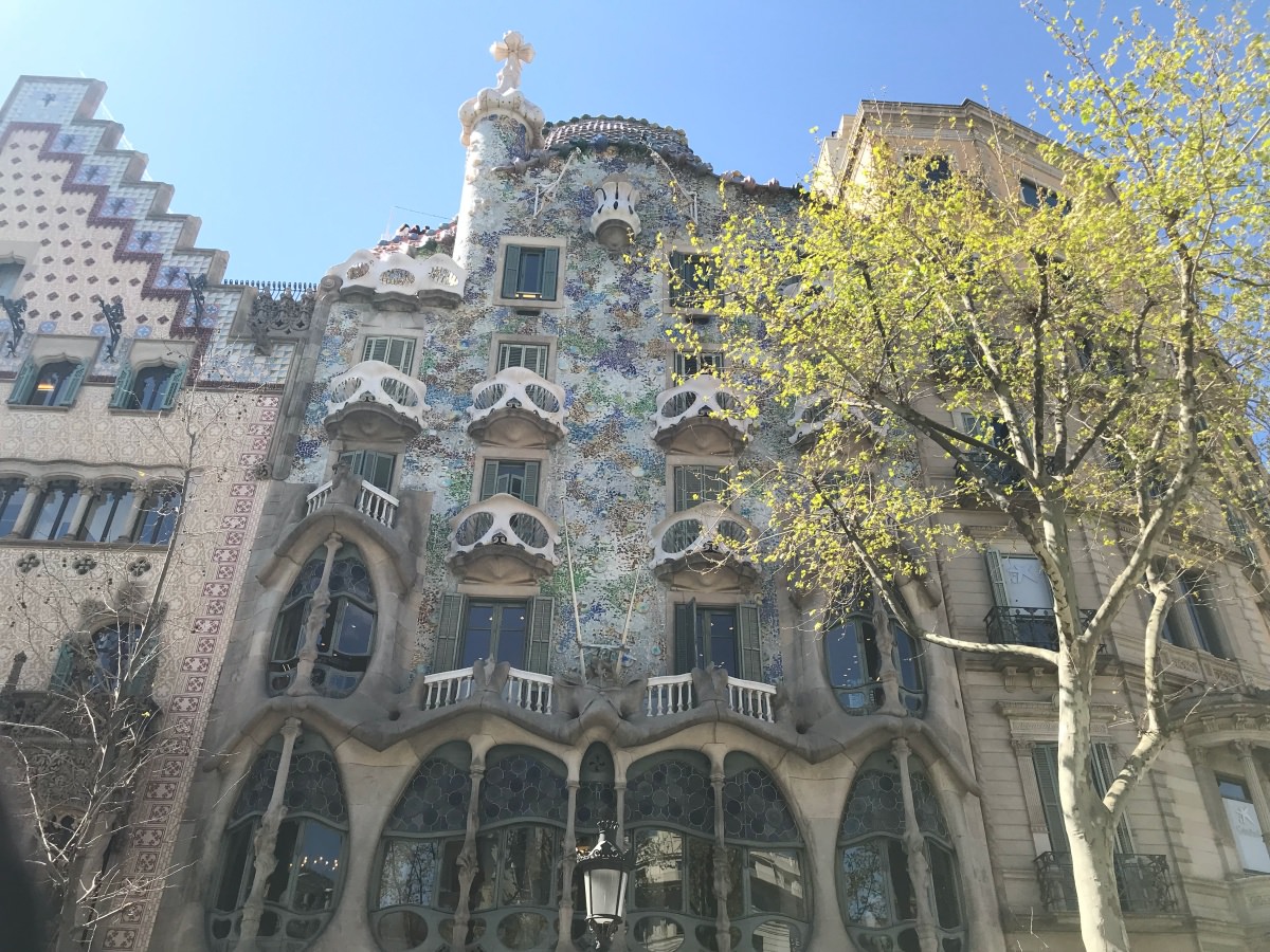 巴特婁之家根本人間海底世界！2022 巴賽隆納高第建築 Casa Batlló 從3D變10D？是大孩子們的遊樂園吧（含最新票價資訊）