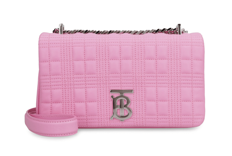 Burberry Lola Bag 開箱！一半皮革＋一半金屬鏈背帶，可斜跨＋手提＋腋下包（小號專櫃41折入手要確定餒）
