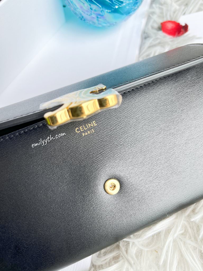 CELINE皮夾開箱!CELINE TRIOMPHE 凱旋門長夾,磨損釦頭竟是刻意設計?!英國買現省台幣 8000(無退稅)! - 第9張圖 CELINE皮夾開箱!CELINE TRIOMPHE 凱旋門長夾,磨損釦頭竟是刻意設計?!英國買現省台幣 8000(無退稅)!
