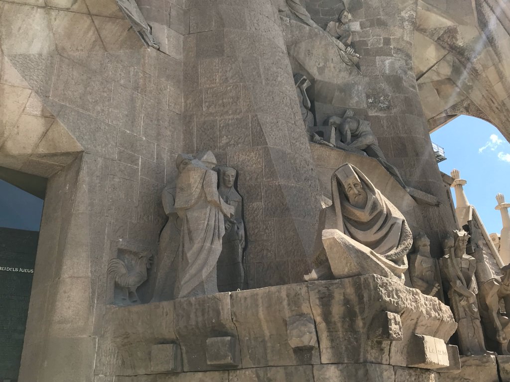 好期待！2026 西班牙聖家堂 La Sagrada Familia 會完工嗎？2023 聖家堂最新門票購買、參觀資訊、必看介紹。