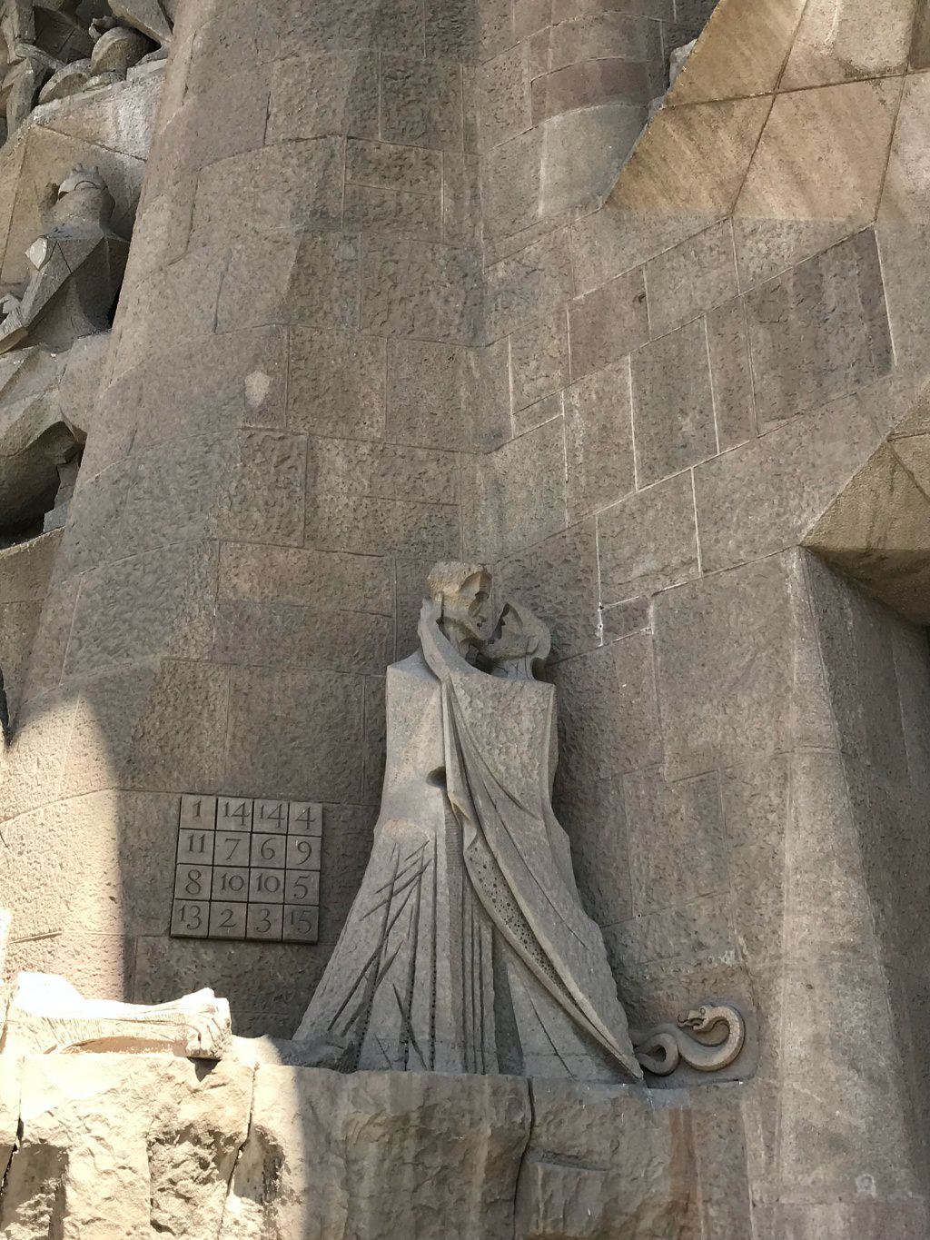 好期待！2026 西班牙聖家堂 La Sagrada Familia 會完工嗎？2023 聖家堂最新門票購買、參觀資訊、必看介紹。