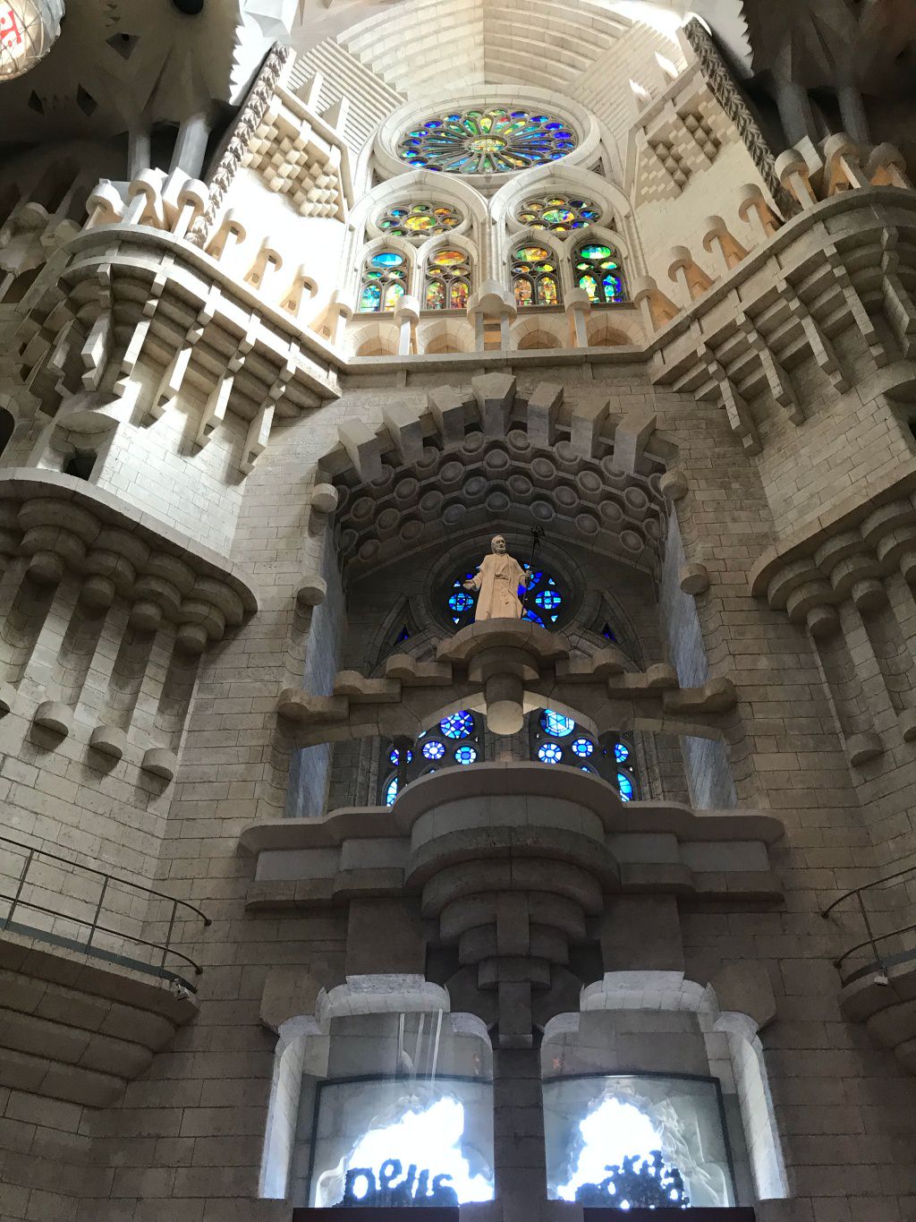好期待！2026 西班牙聖家堂 La Sagrada Familia 會完工嗎？2023 聖家堂最新門票購買、參觀資訊、必看介紹。