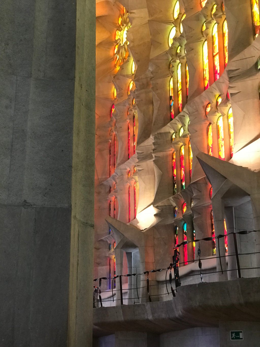 好期待！2026 西班牙聖家堂 La Sagrada Familia 會完工嗎？2023 聖家堂最新門票購買、參觀資訊、必看介紹。