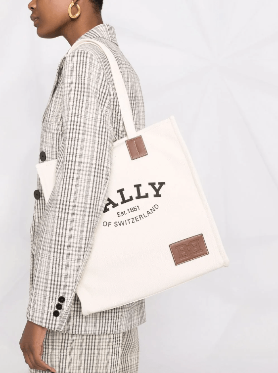 【38婦女節優惠】FARFETCH 正價品 8 折,Loewe, Valextra, Lululemon, APC, Bally, Tory Burch 都有參加(3/11結束) - 第23張圖 【38婦女節優惠】FARFETCH 正價品 8 折,Loewe, Valextra, Lululemon, APC, Bally, Tory Burch 都有參加(3/11結束)