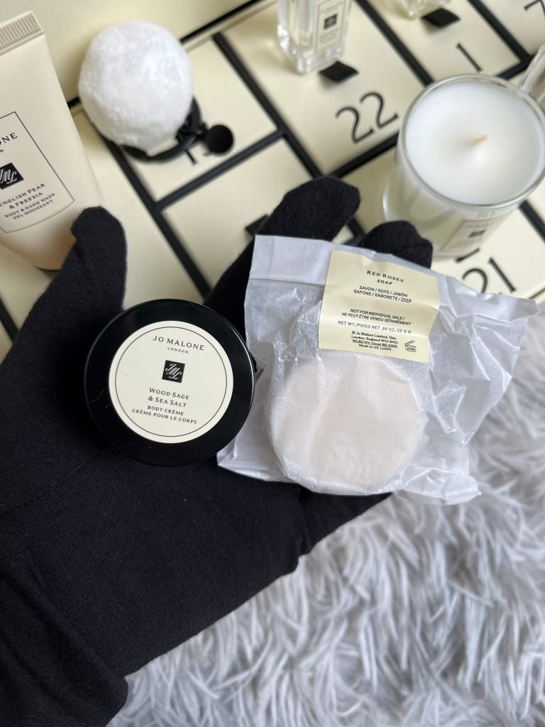 專櫃 71折！Jo Malone London 2022 歡樂雪花聖誕倒數月曆開箱！英國購物網站 Selfridges 戰利品分享❤️