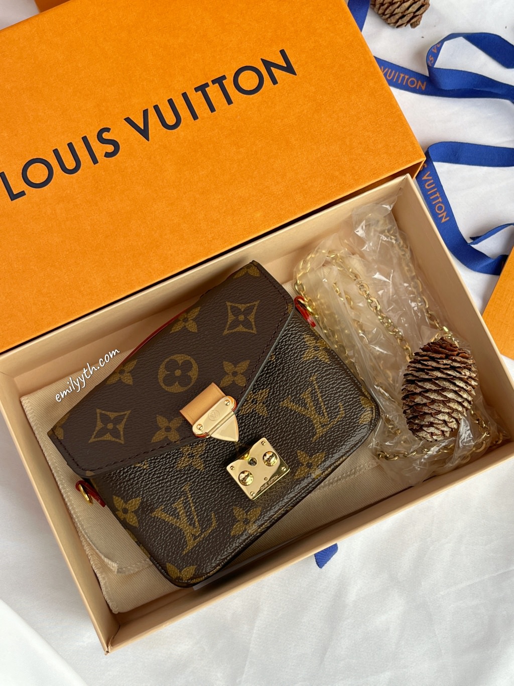 LV Micro Métis 迷你郵差包開箱！英國百貨專櫃價 84折入手？Louis Vuitton 郵差包其實有三款？