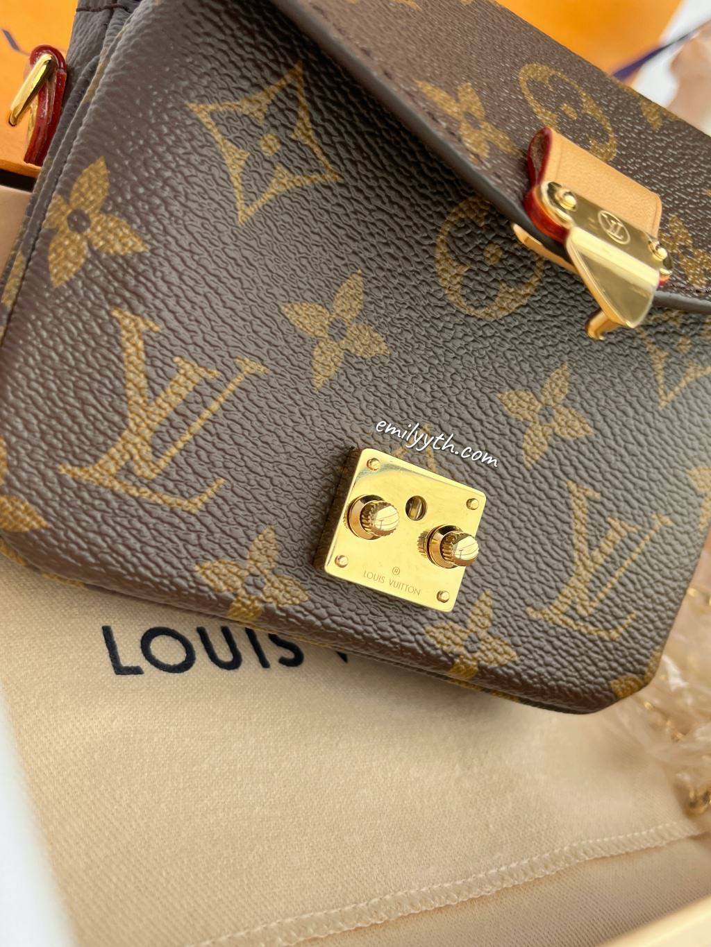 LV Micro Métis 迷你郵差包開箱！英國百貨專櫃價 84折入手？Louis Vuitton 郵差包其實有三款？
