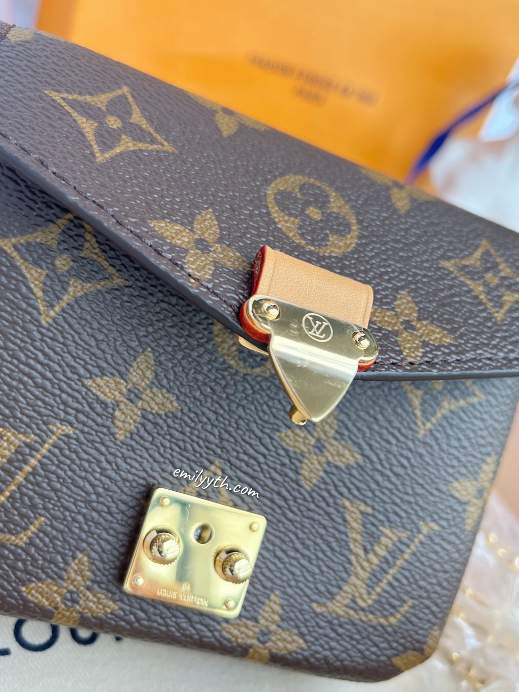 LV Micro Métis 迷你郵差包開箱！英國百貨專櫃價 84折入手？Louis Vuitton 郵差包其實有三款？