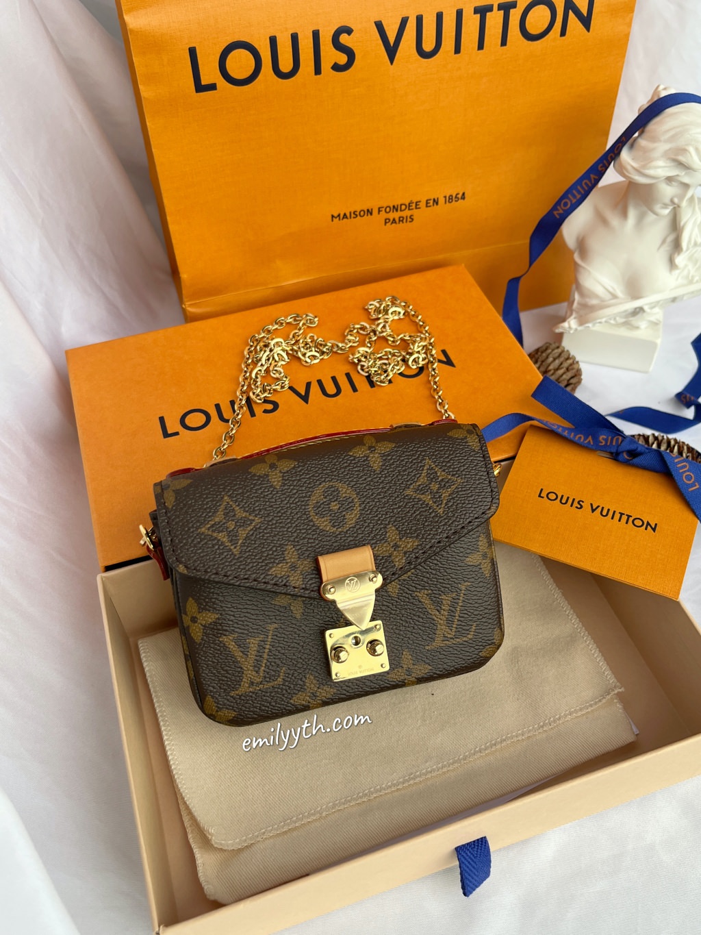 LV Micro Métis 迷你郵差包開箱！英國百貨專櫃價 84折入手？Louis Vuitton 郵差包其實有三款？