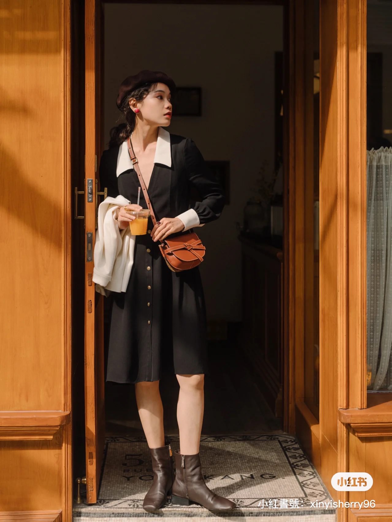 Loewe Mini Gate『1年漲1萬、日本買現省1萬7』2023 最新 Loewe Gate Mini 焦糖棕開箱！