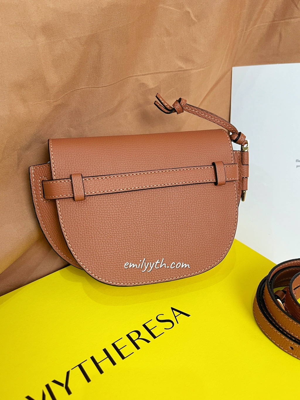 Loewe Mini Gate『1年漲1萬、日本買現省1萬7』2023 最新 Loewe Gate Mini 焦糖棕開箱！