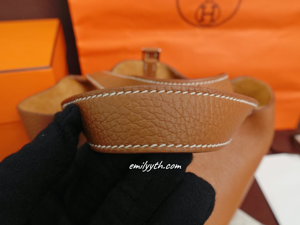 Hermès Picotin 18 愛馬仕菜籃子開箱!2023 Picotin 18 最新價格?最新紫外線燈辨真偽?配貨金額? - 第14張圖 Hermès Picotin 18 愛馬仕菜籃子開箱!2023 Picotin 18 最新價格?最新紫外線燈辨真偽?配貨金額?