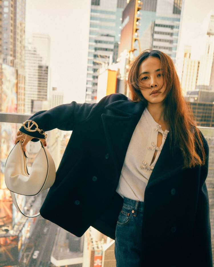 FWRD 滿額7折，Loewe 大補貨，折扣區可折上折！Loewe Puzzle 中號沙色最高激省台幣四萬五！
