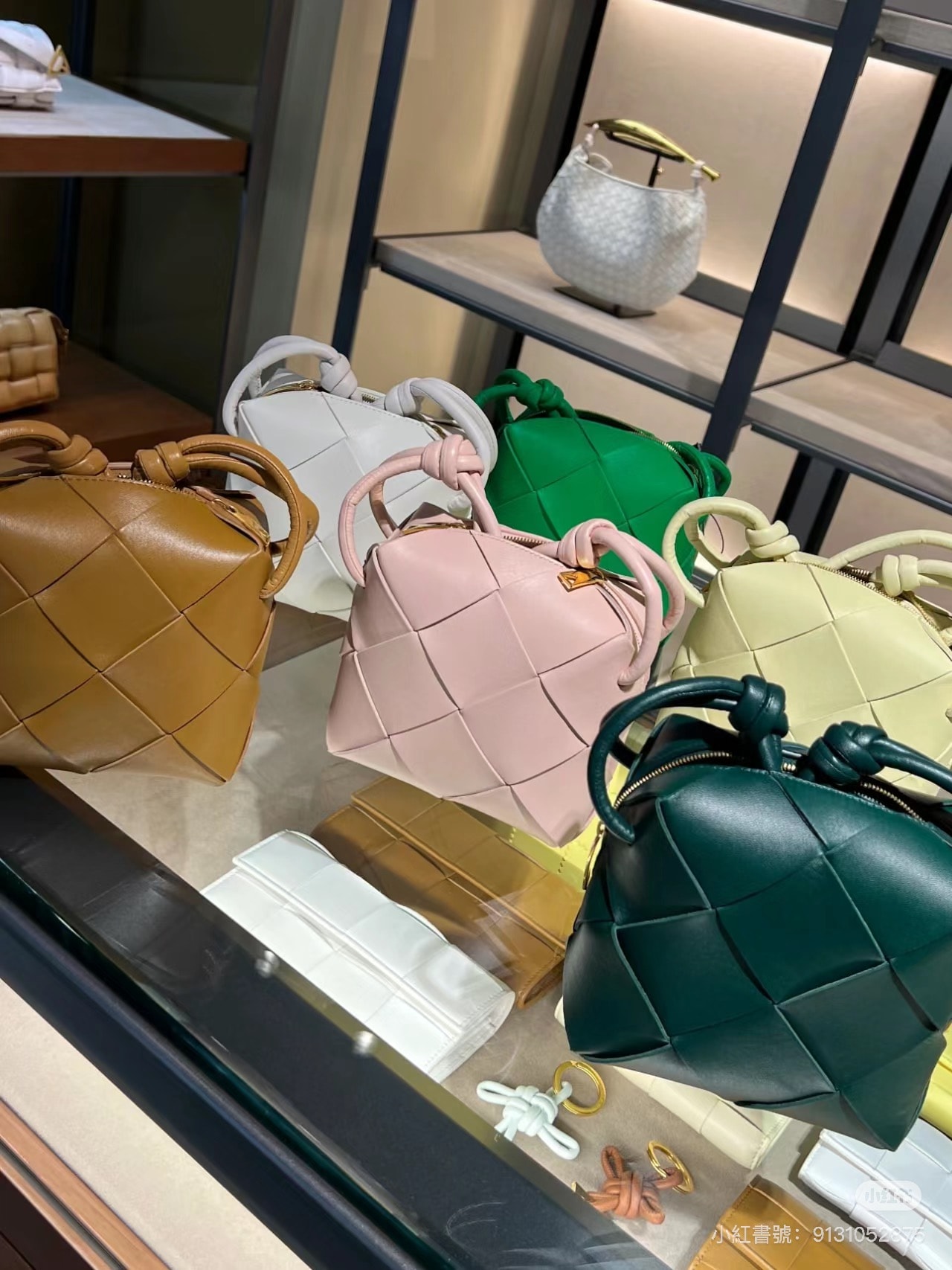 前所未有 YSL Saint Laurent 4折起！FWRD 史低價必衝！
