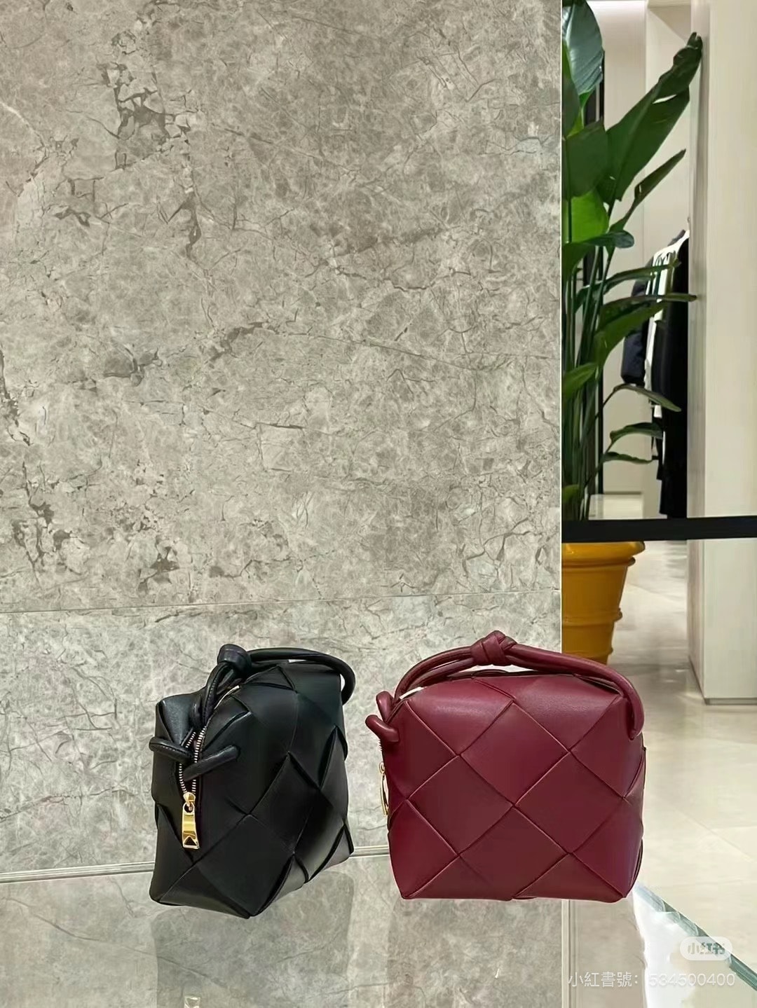 前所未有 YSL Saint Laurent 4折起！FWRD 史低價必衝！