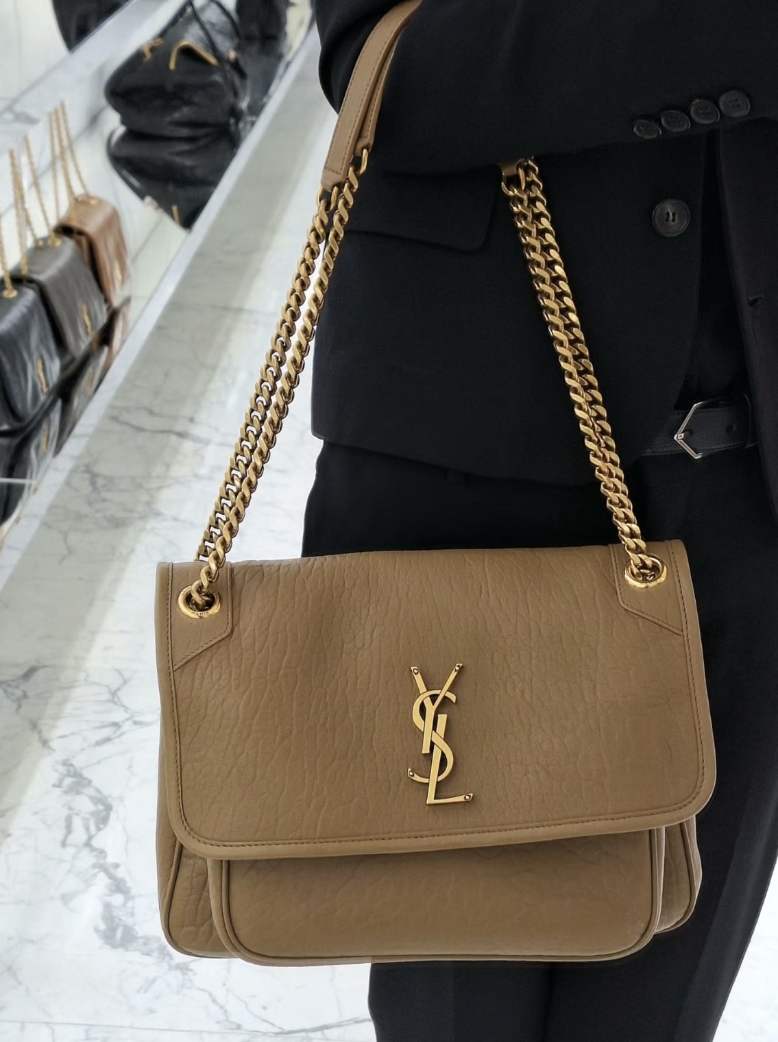 前所未有 YSL Saint Laurent 4折起！FWRD 史低價必衝！