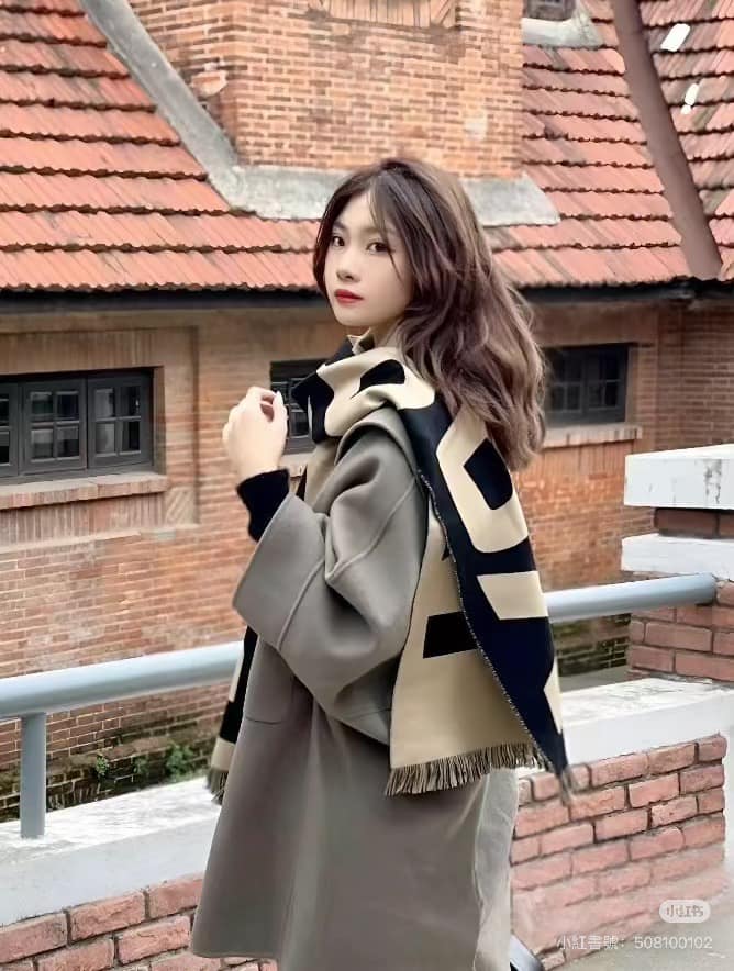 澳洲上市精品網購平台 Cettire升級額外9折回歸，Max Mara 大衣33折、Celine 墨鏡58折