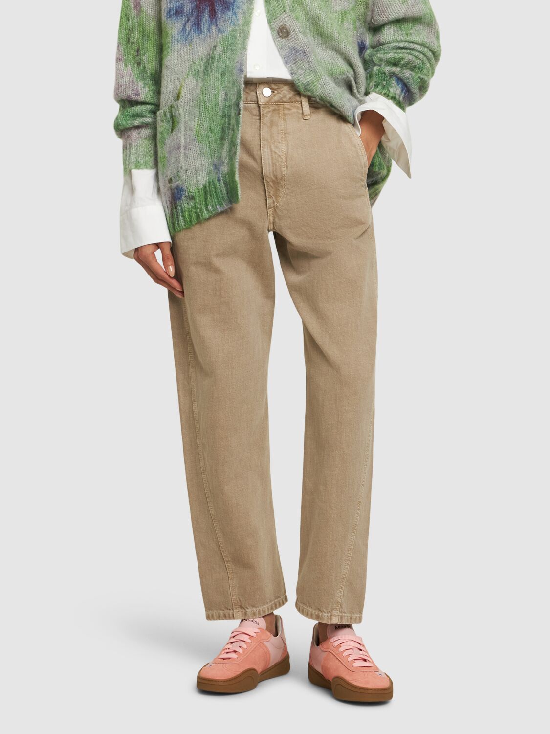 Luisaviaroma 新年促銷全站低至3折，精選單品結帳再85折，Maison Margiela 枕頭包44折！