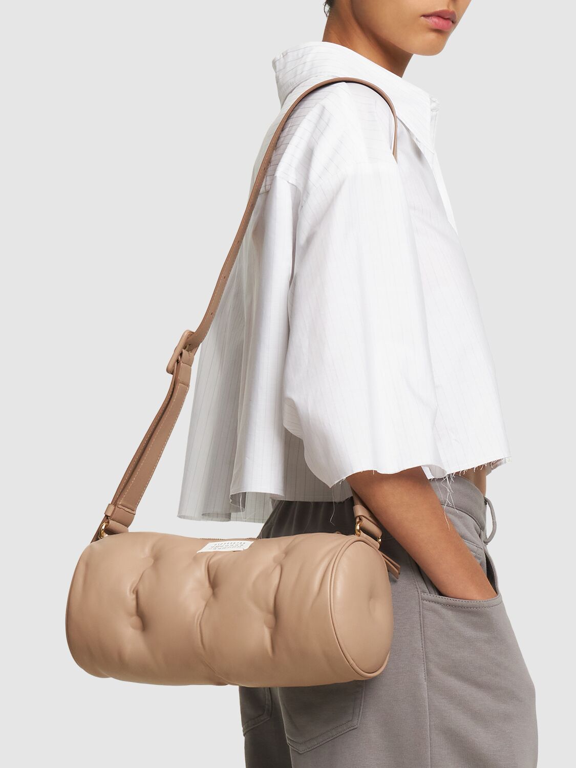 FWRD秘密折扣,LOEWE、CELINE、BALENCIAGA等大牌精選商品限時 3 折起! - 第19張圖 FWRD秘密折扣,LOEWE、CELINE、BALENCIAGA等大牌精選商品限時 3 折起!