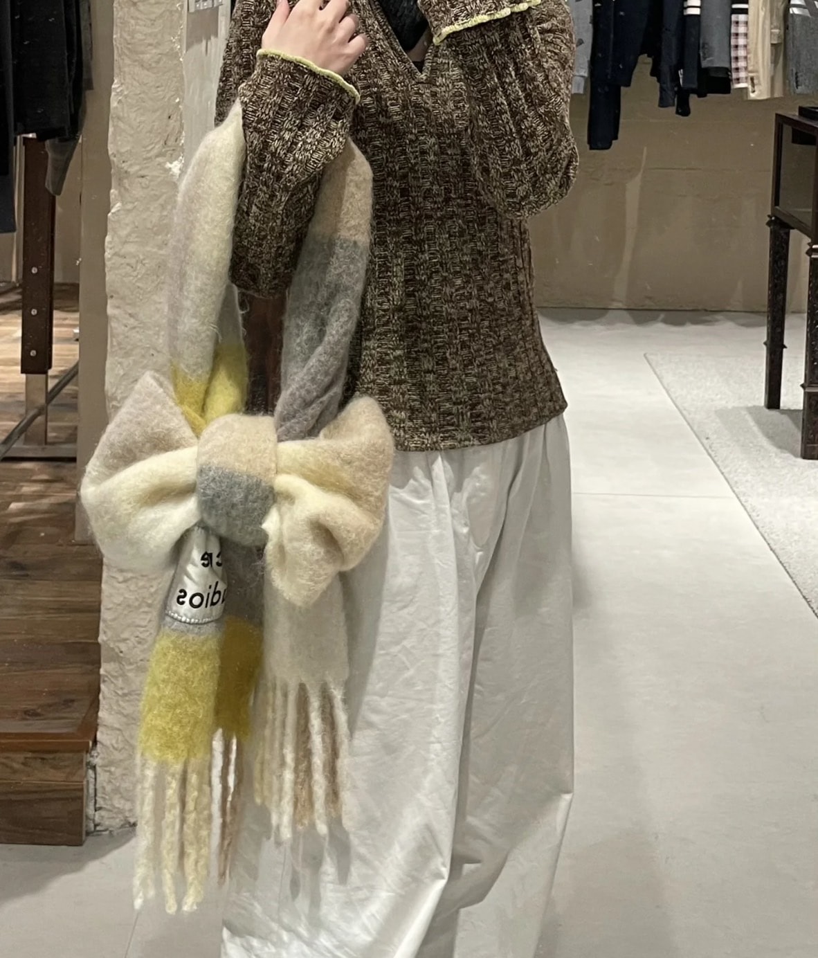 Cettire情人節限時95折閃促，Acne Studios 網紅打卡必備圍巾68折！