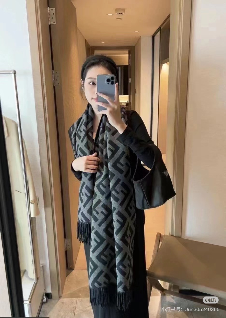 Ray-Ban木村拓哉同款、Balenciaga GD同款特價！Loewe, CELINE, Fendi大量款式特價