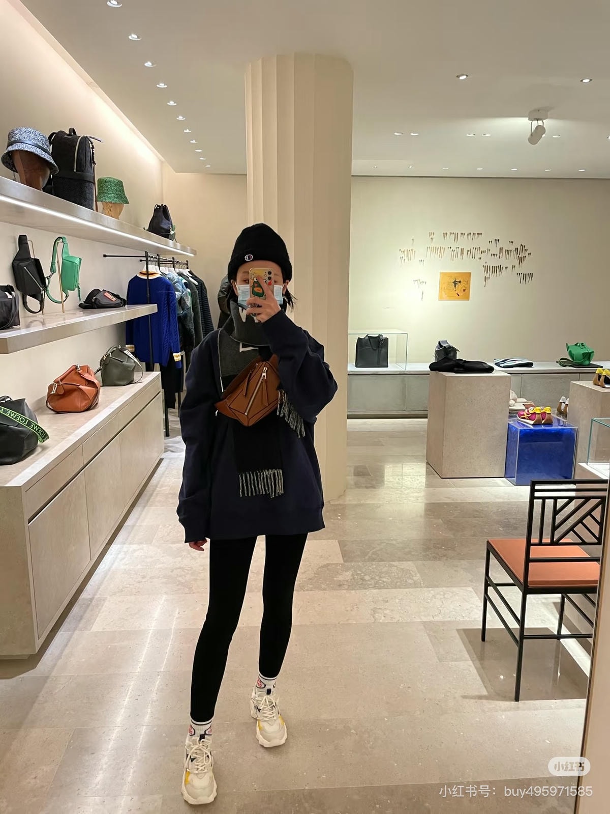 Mytheresa換季折扣開始，Loewe 熱門包款限時折扣必搶！