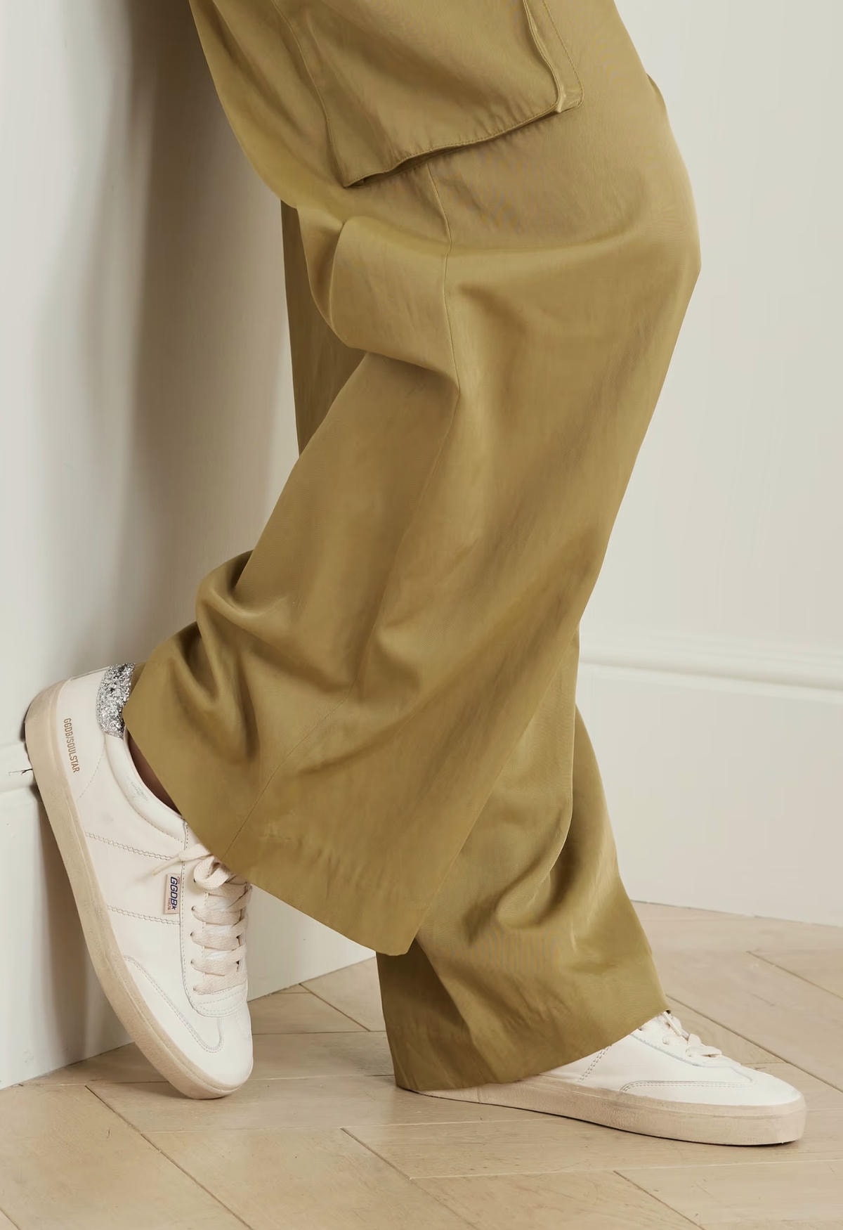 Golden Goose 髒髒小白鞋 NT.8000 有找！寄台灣含關稅、滿額免運，快找朋友湊！