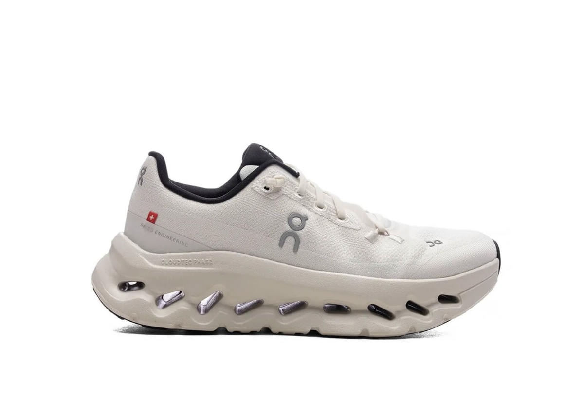 Revolve 全場正價品8折！Polo 棒球帽顏色爆炸多！