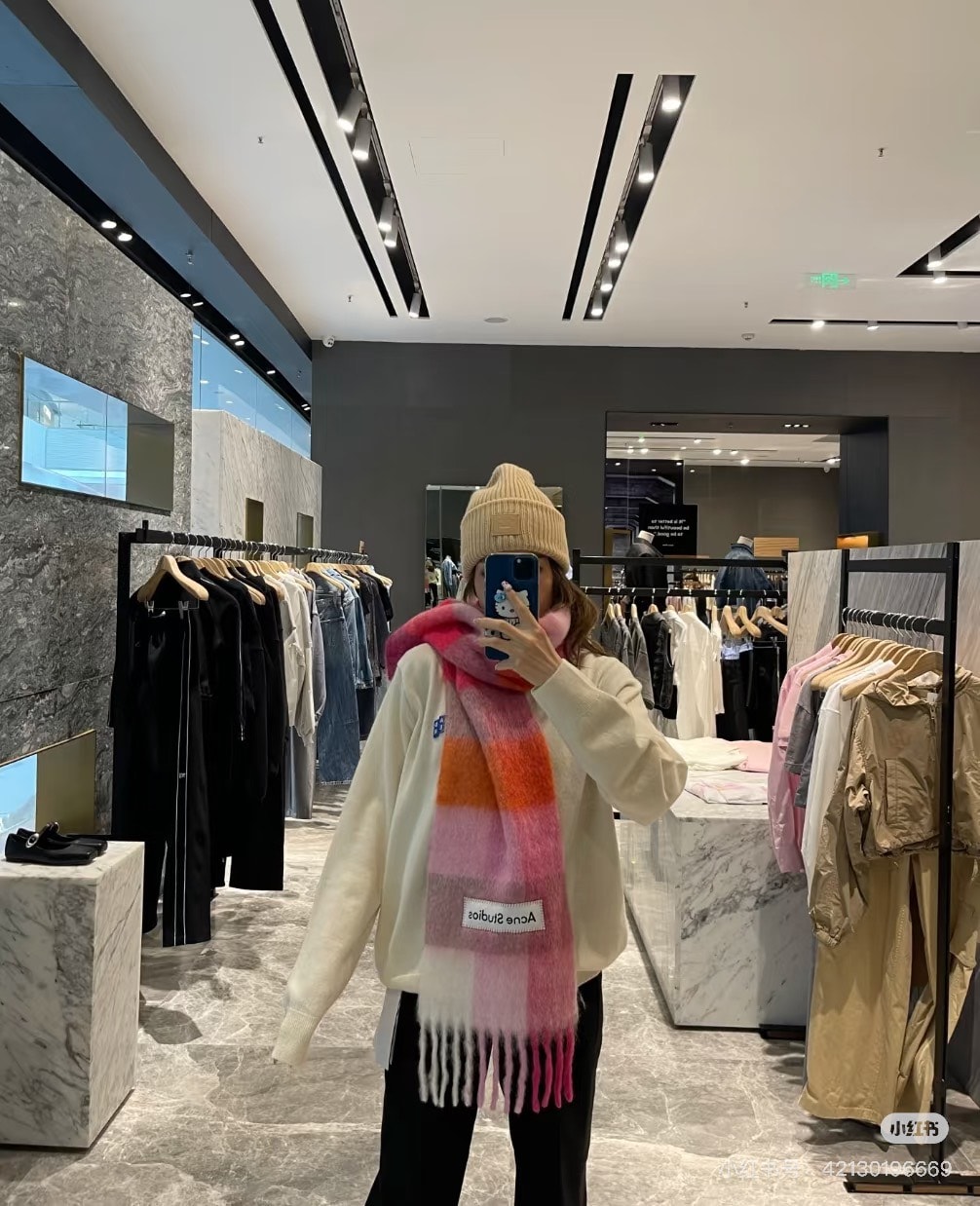 Jennie 同款優惠合集!Rayban 雷朋墨鏡、Adidas 跆拳道鞋、Acne Studios 芭蕾舞鞋、Lemaire 可頌包… - 第23張圖 Jennie 同款優惠合集!Rayban 雷朋墨鏡、Adidas 跆拳道鞋、Acne Studios 芭蕾舞鞋、Lemaire 可頌包…