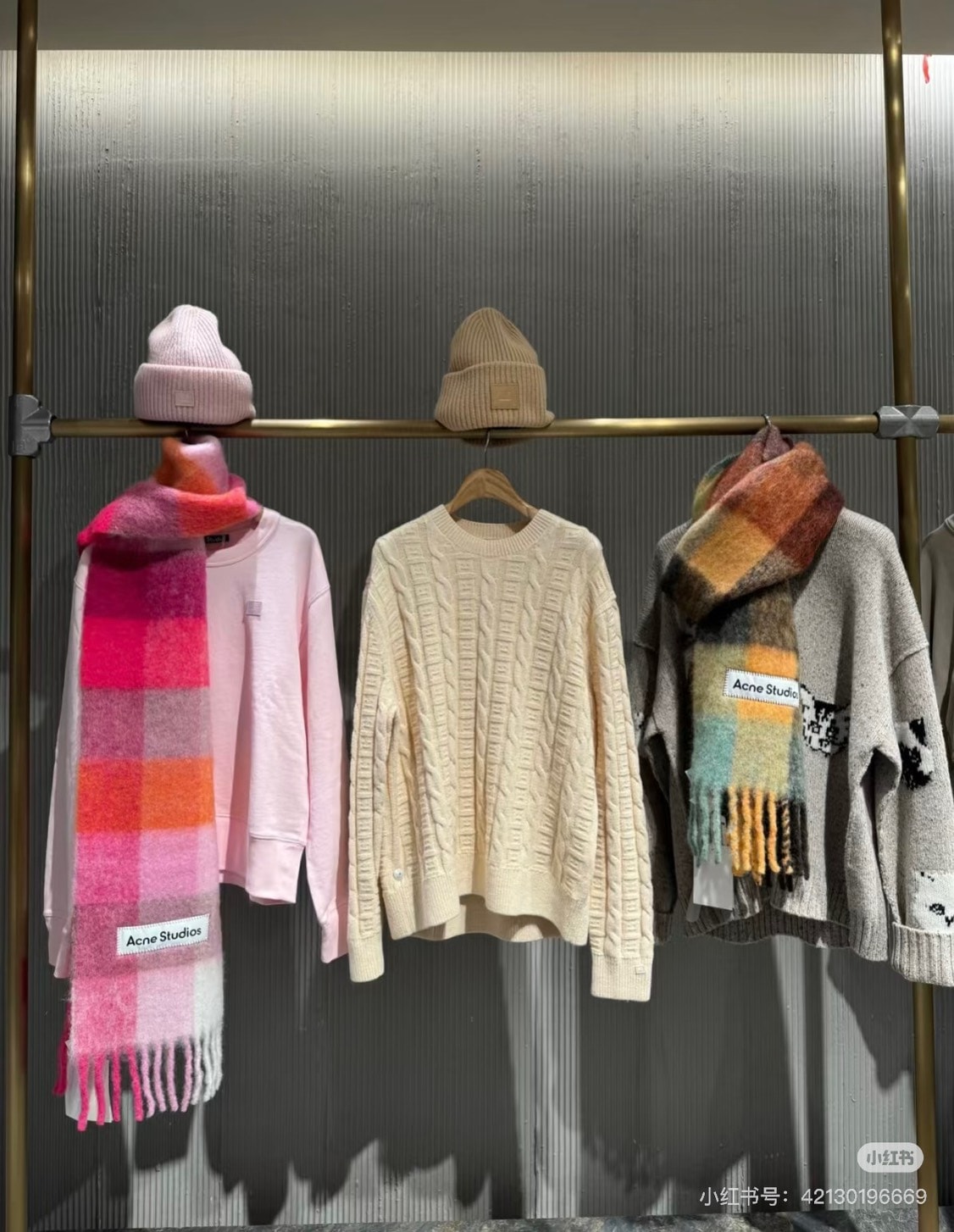Jennie 同款優惠合集!Rayban 雷朋墨鏡、Adidas 跆拳道鞋、Acne Studios 芭蕾舞鞋、Lemaire 可頌包… - 第21張圖 Jennie 同款優惠合集!Rayban 雷朋墨鏡、Adidas 跆拳道鞋、Acne Studios 芭蕾舞鞋、Lemaire 可頌包…