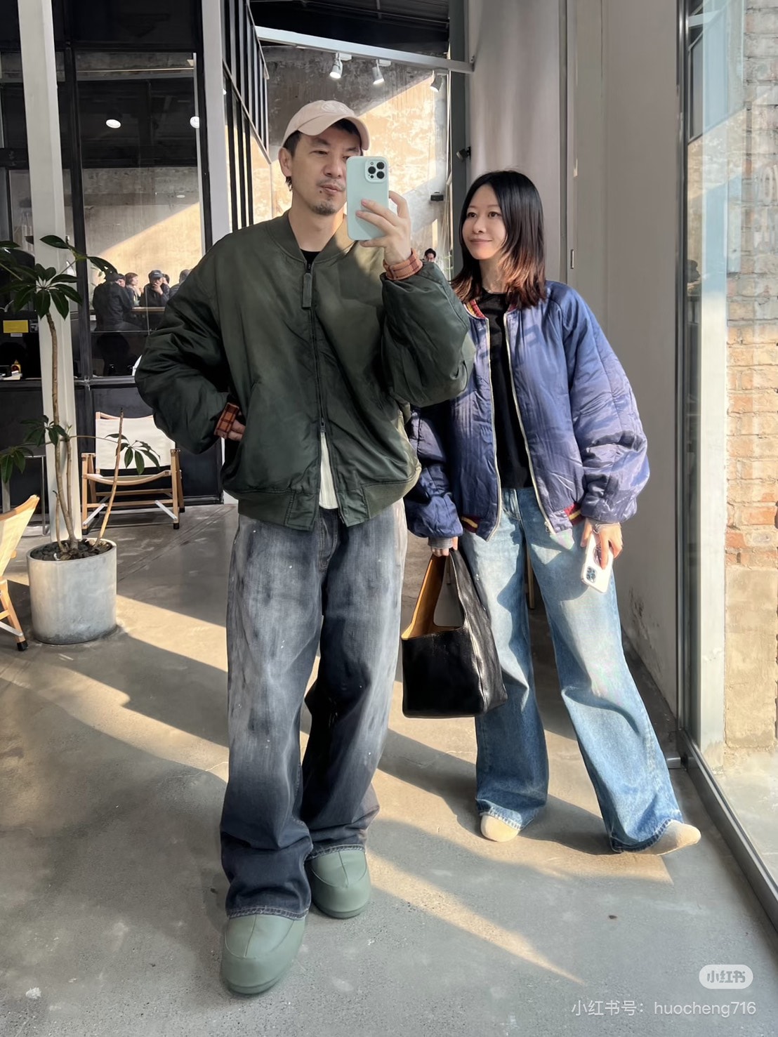 Net-A-Porter 超級難得免運活動！必買 Loewe 配件！