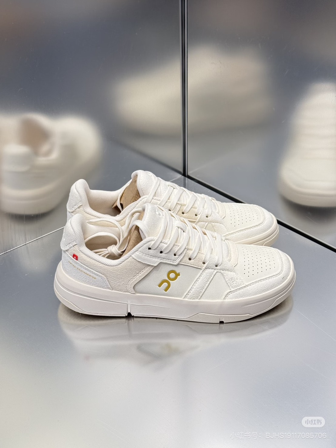 Revolve 全場8折！不要再錯過 Polo 棒球帽！還有 On, Hoka…