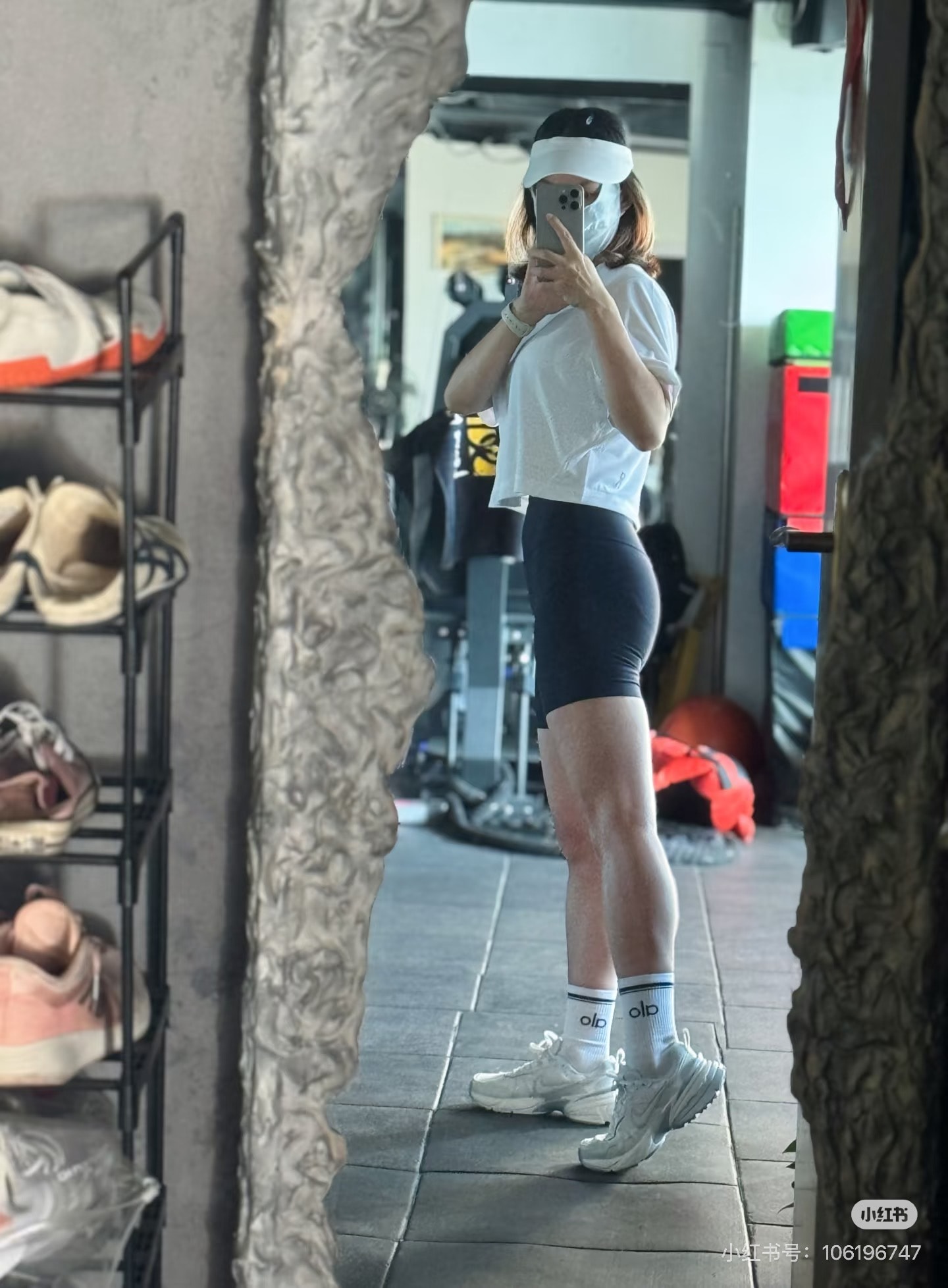 Alo Yoga 全場7折開始，加入會員即可折扣。